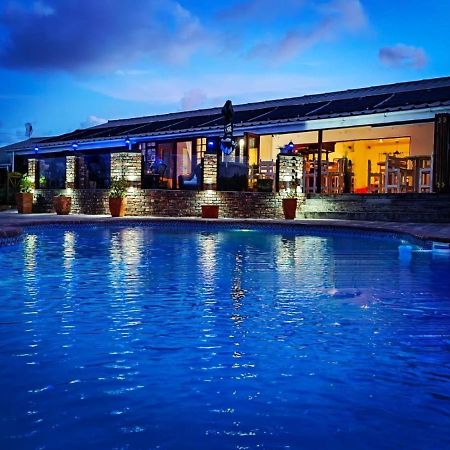 Aviators Paradise Guest House Mossel Bay Exterior photo